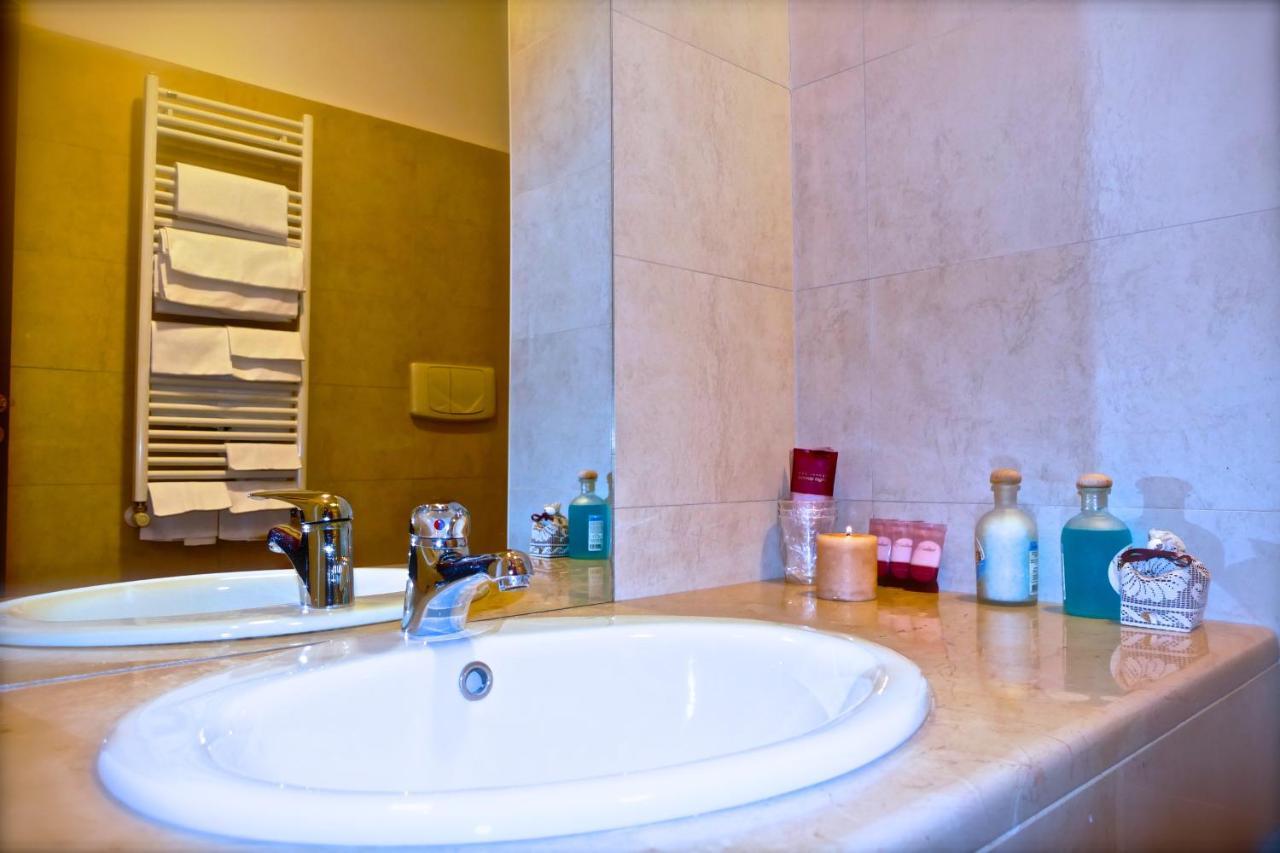 Hotel Colucci Nusco Eksteriør billede