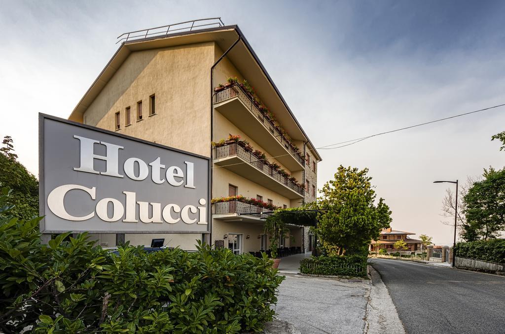 Hotel Colucci Nusco Eksteriør billede